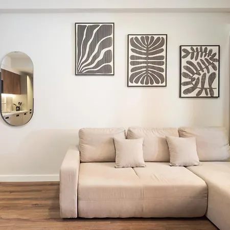 Viatore * Corfu (city)